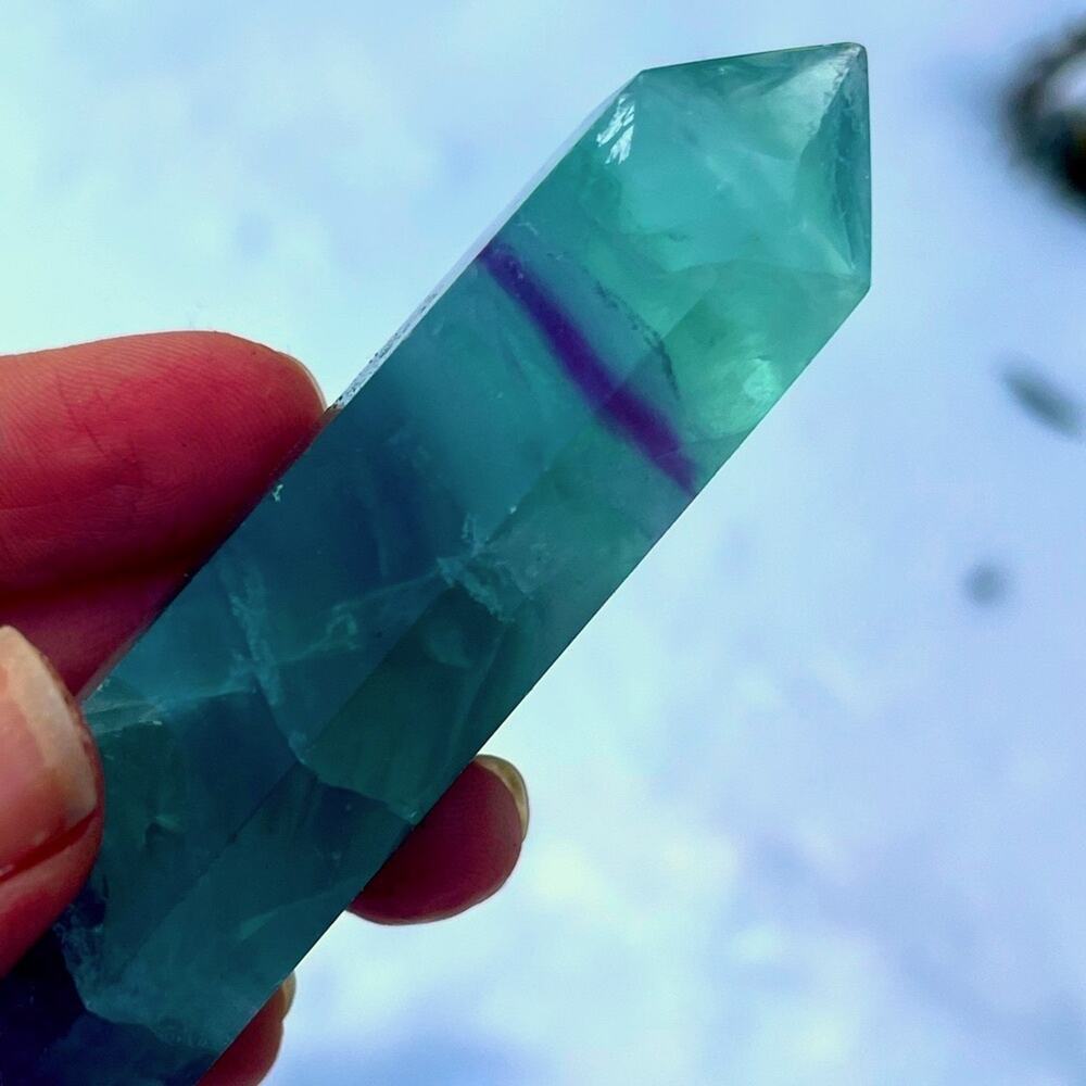 Fluorite Blue-Green Crystal Tower‎ Point Ethical source - Picture 2 of 4